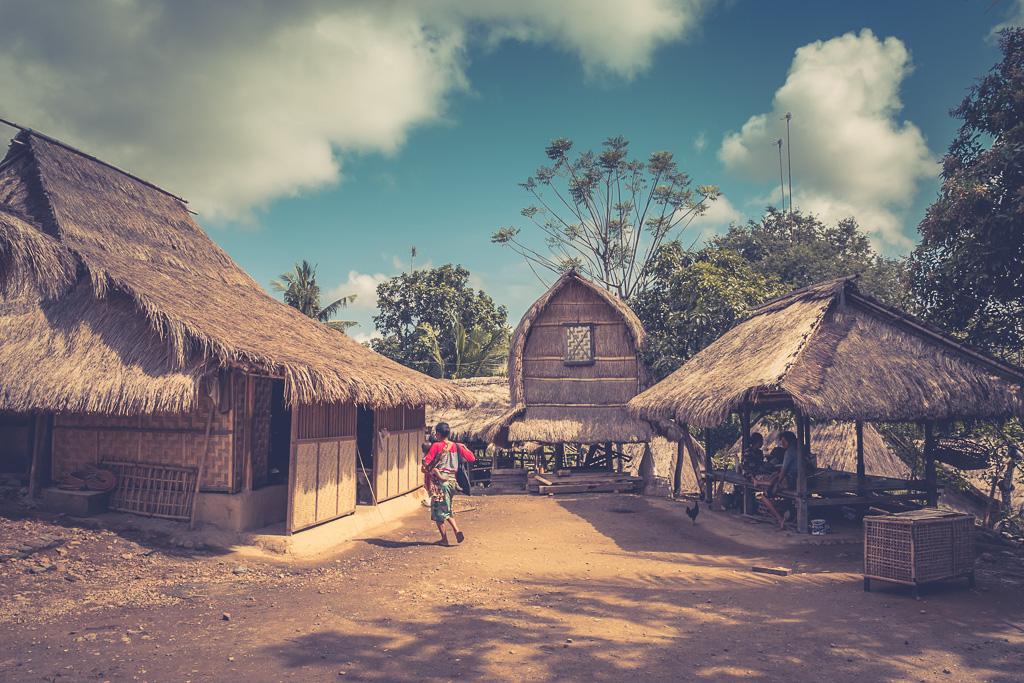 Sasak Ende Lombok Bali